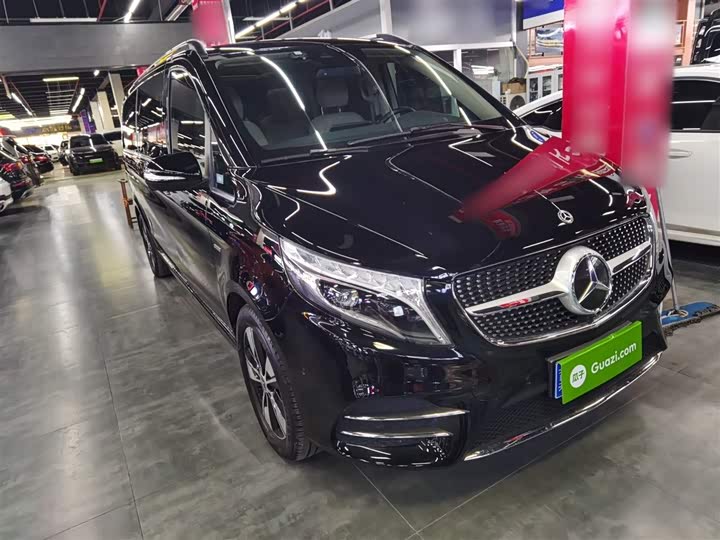 Фото 4 - Mercedes-Benz V-Class