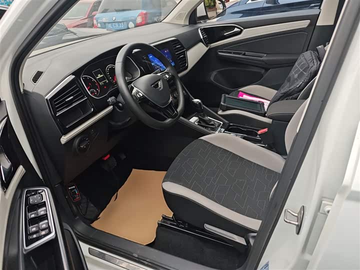 Фото 15 - Jetta VS7