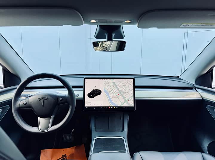 Фото 18 - Tesla Model Y