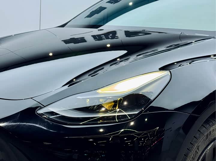 Фото 24 - Tesla Model Y