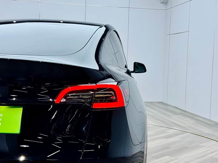 Фото 25 - Tesla Model Y