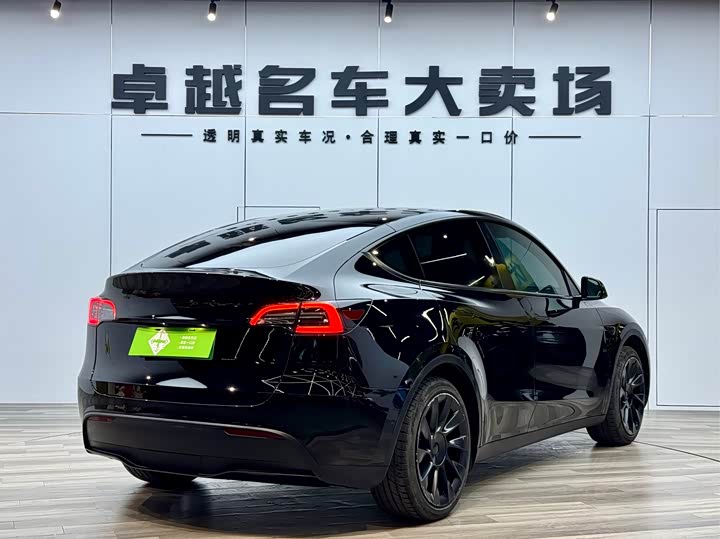 Фото 7 - Tesla Model Y