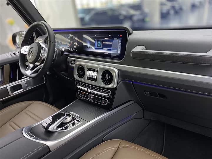 Фото 10 - Mercedes-Benz G-Class