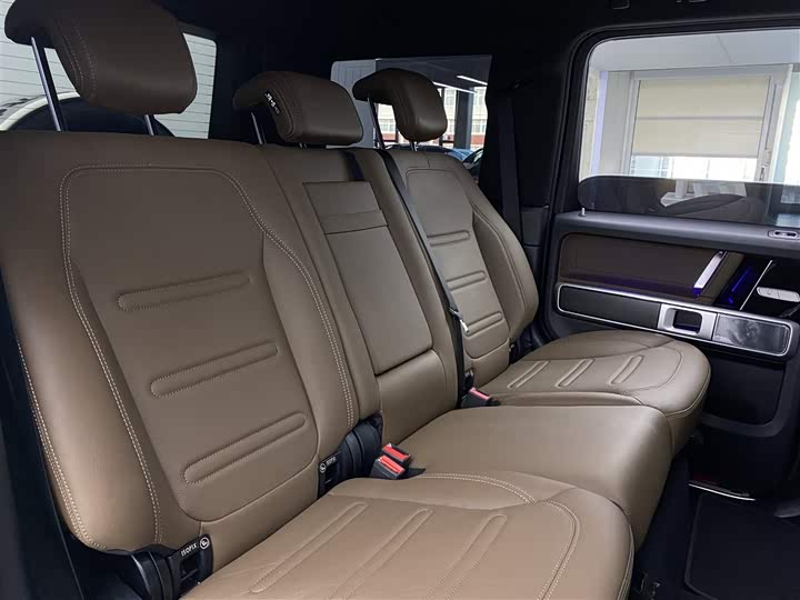 Фото 13 - Mercedes-Benz G-Class