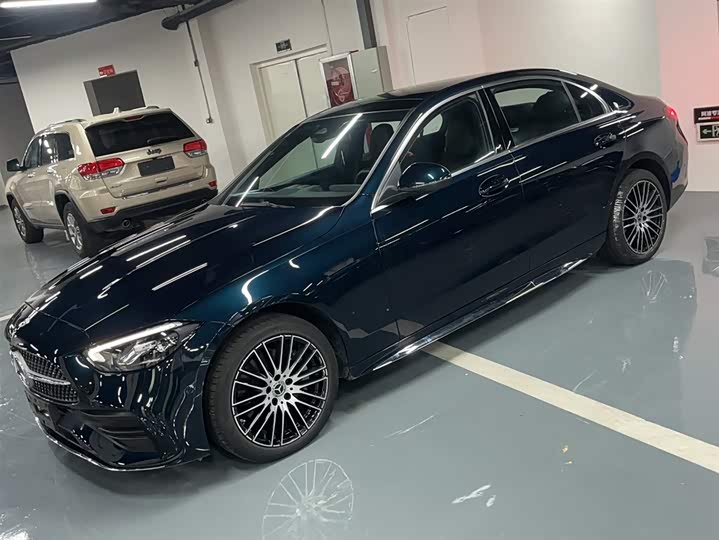 Фото 2 - Mercedes-Benz C-Class