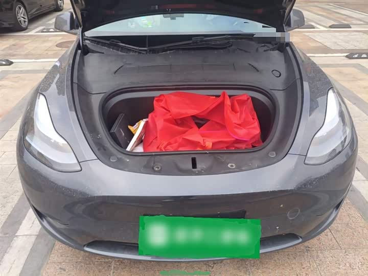 Фото 11 - Tesla Model Y