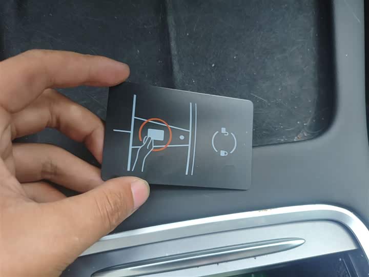 Фото 12 - Tesla Model Y