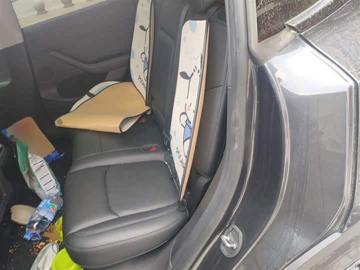 Фото 15 - Tesla Model Y