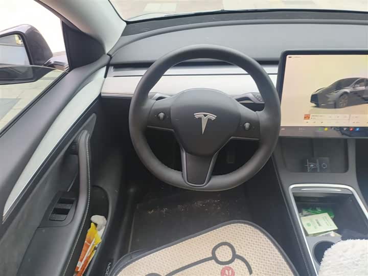 Фото 3 - Tesla Model Y
