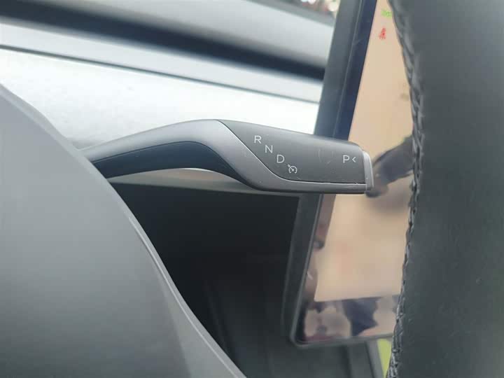 Фото 7 - Tesla Model Y