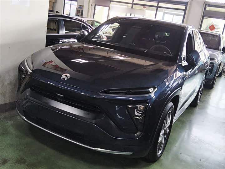 Фото 1 - Nio EC6