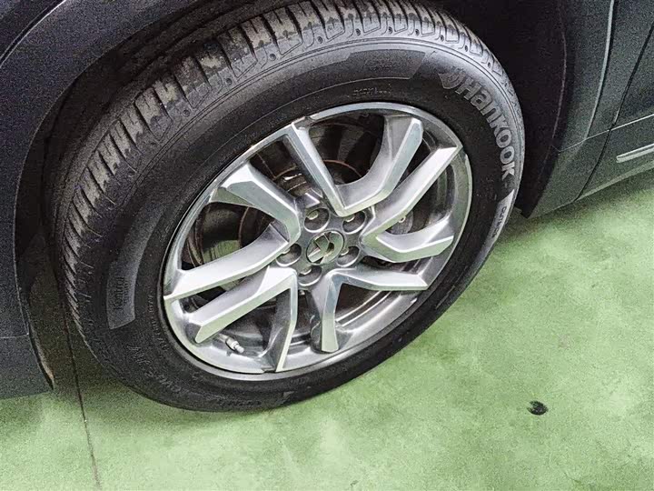 Фото 23 - Nio EC6