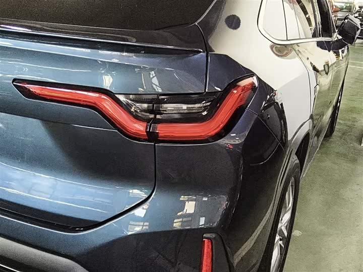 Фото 8 - Nio EC6