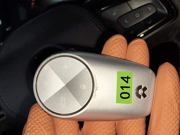 Фото 9 - Nio EC6