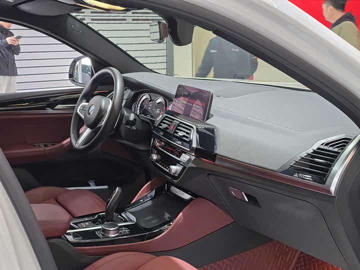 Фото 15 - BMW X4