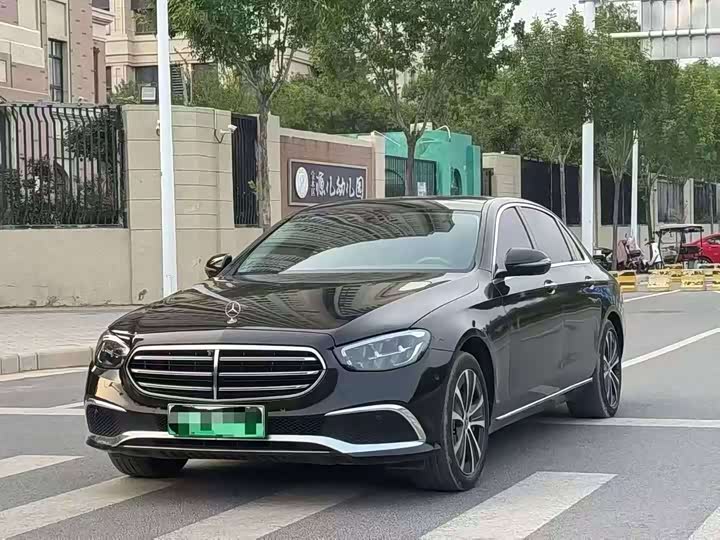 Фото 1 - Mercedes-Benz E-Class Hybrid