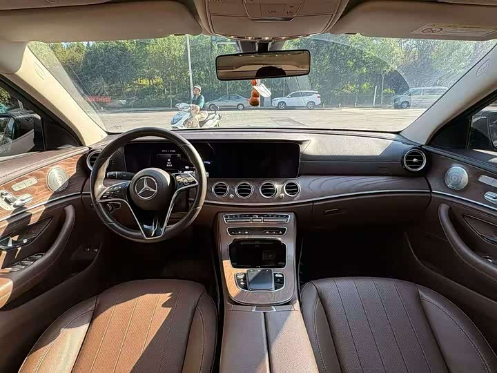 Фото 4 - Mercedes-Benz E-Class Hybrid
