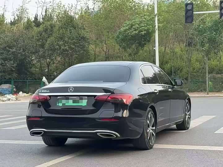 Фото 7 - Mercedes-Benz E-Class Hybrid