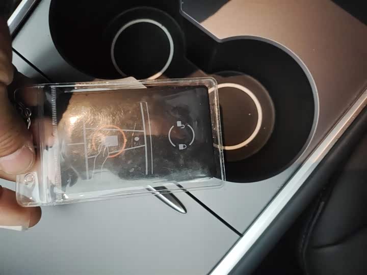 Фото 9 - Tesla Model Y