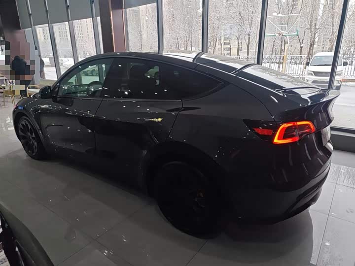 Фото 5 - Tesla Model Y