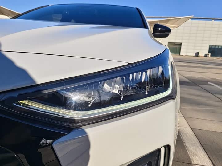 Фото 17 - Ford Focus