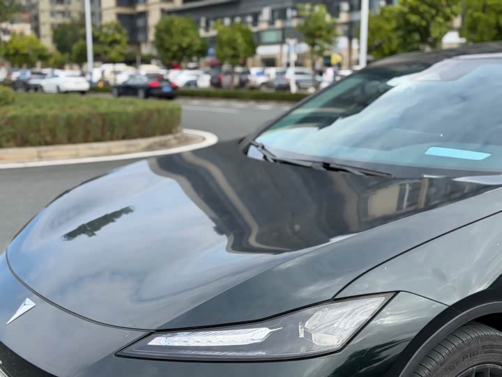 Фото 16 - Changan Deepal SL03