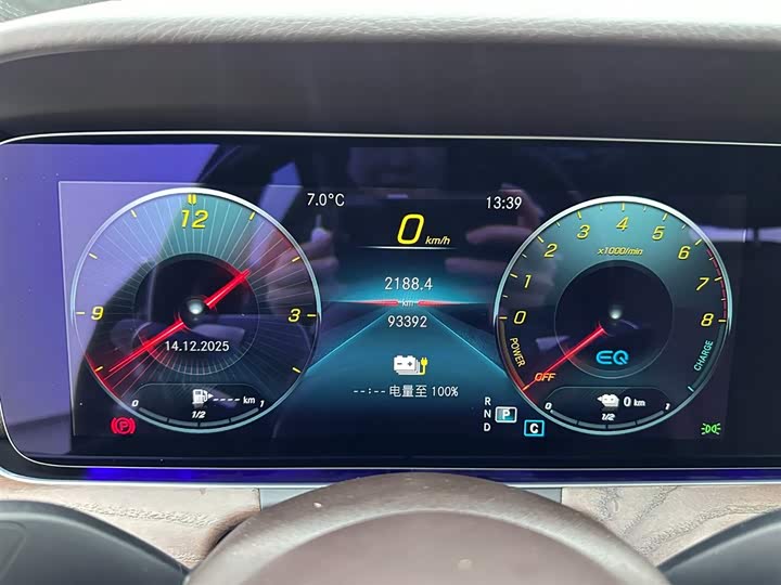 Фото 11 - Mercedes-Benz E-Class Hybrid