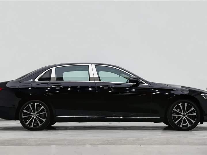 Фото 3 - Mercedes-Benz E-Class Hybrid