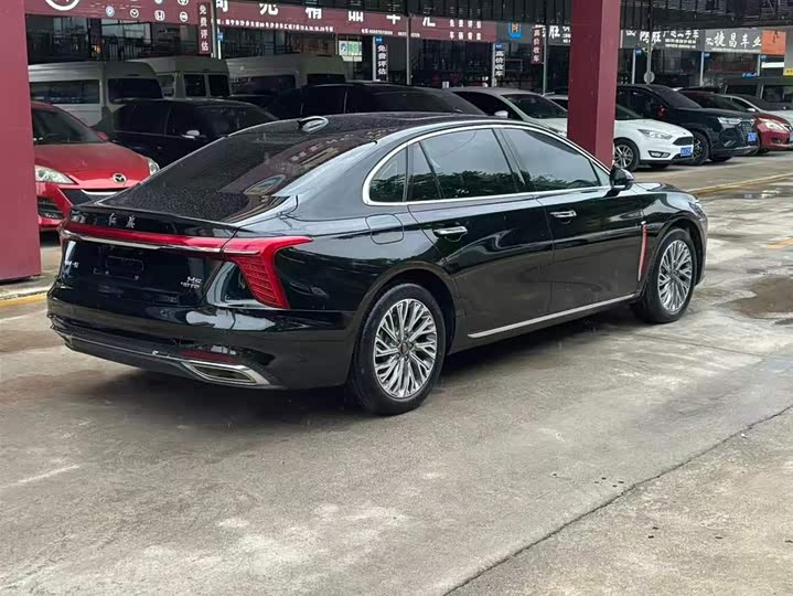 Фото 7 - Hongqi H5