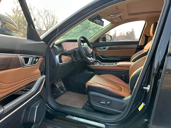 Фото 10 - Bestune T99