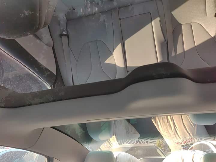 Фото 18 - BAIC Arcfox Alpha S5