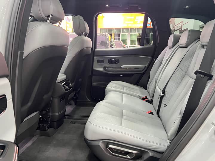 Фото 11 - Nio ES8