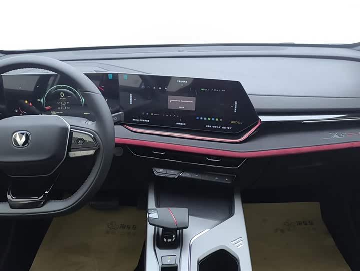 Фото 13 - Changan X5 Plus