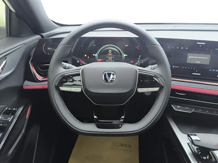 Фото 15 - Changan X5 Plus