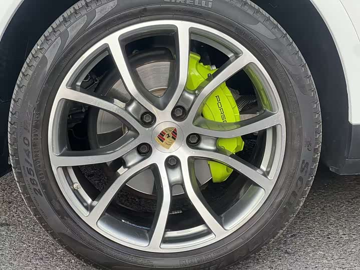 Фото 18 - Porsche Cayenne