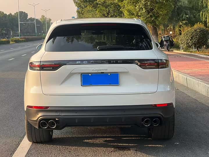 Фото 5 - Porsche Cayenne