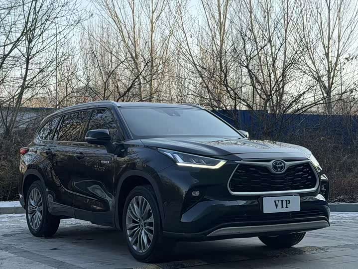 Фото 3 - Toyota Highlander