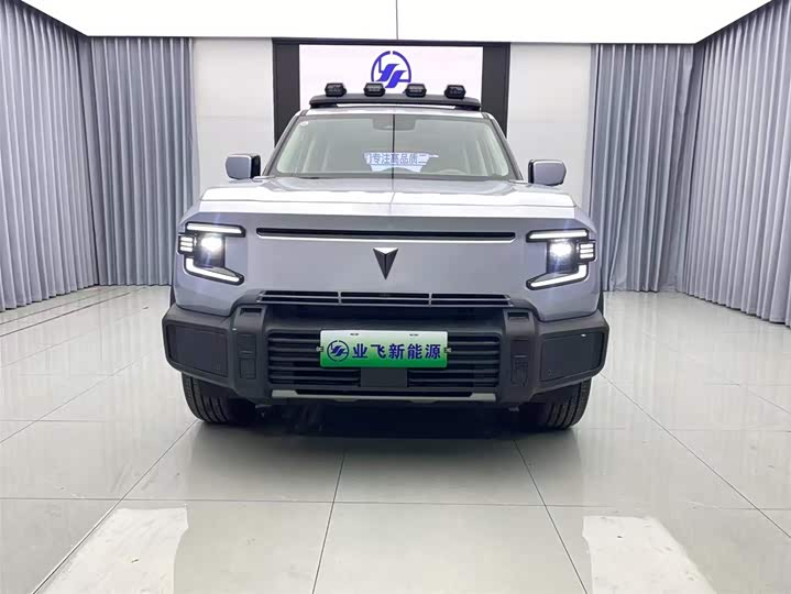 Фото 2 - Changan Deepal G318