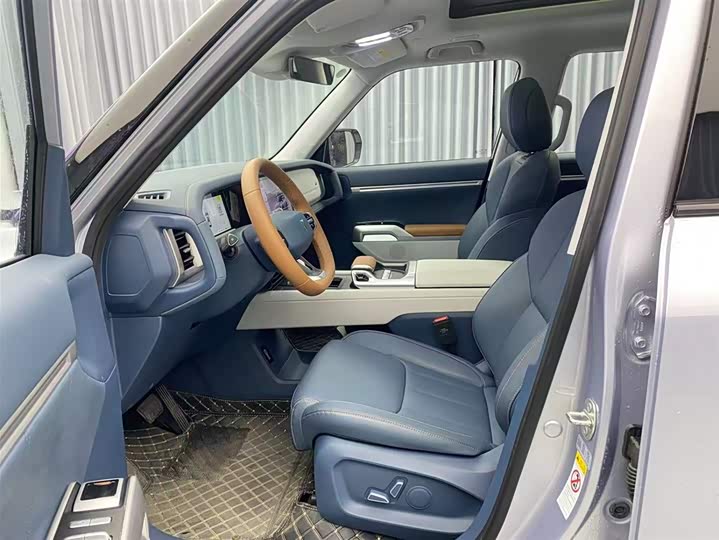 Фото 7 - Changan Deepal G318