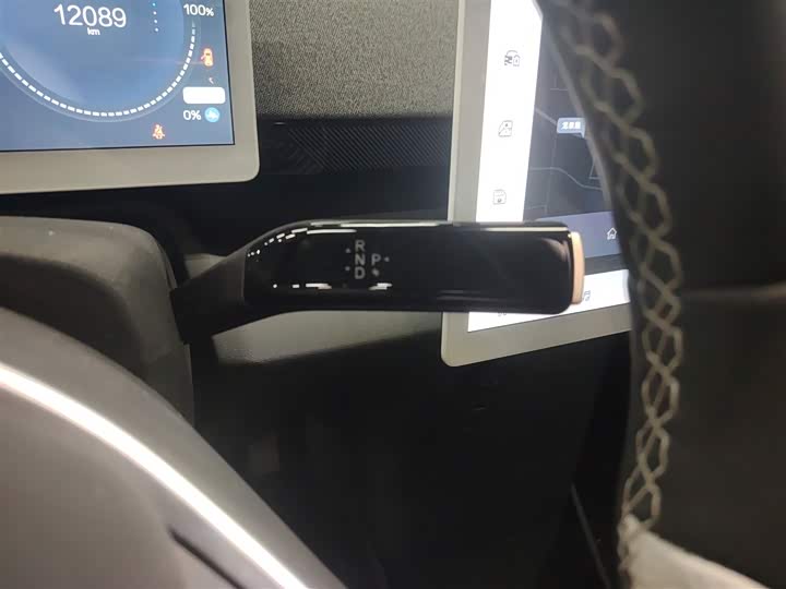 Фото 14 - BAIC Arcfox Kaola S