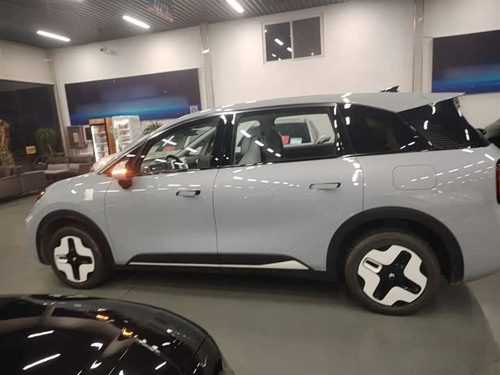 Фото 5 - BAIC Arcfox Kaola S