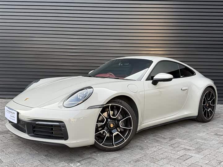 Фото 1 - Porsche 911