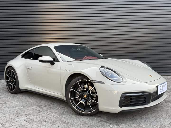 Фото 2 - Porsche 911