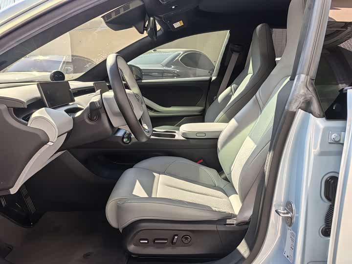 Фото 8 - Nio ET5