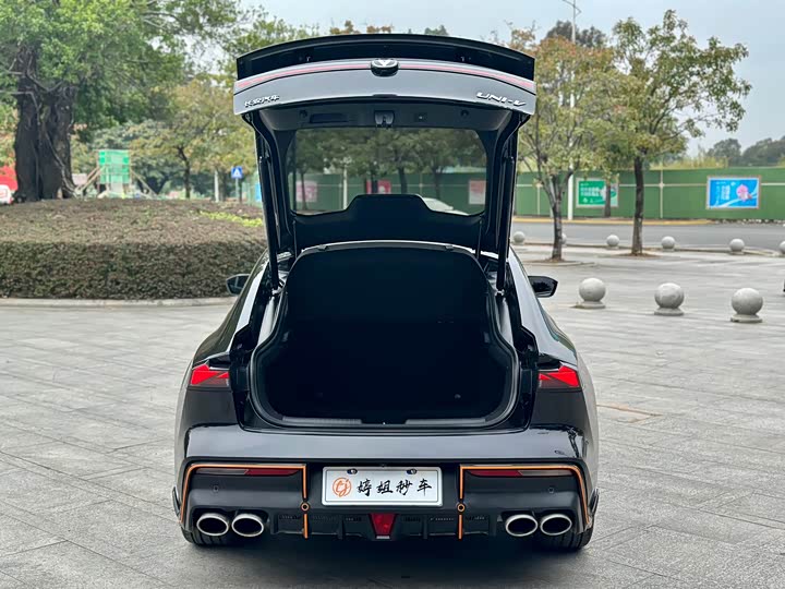 Фото 19 - Changan UNI-V