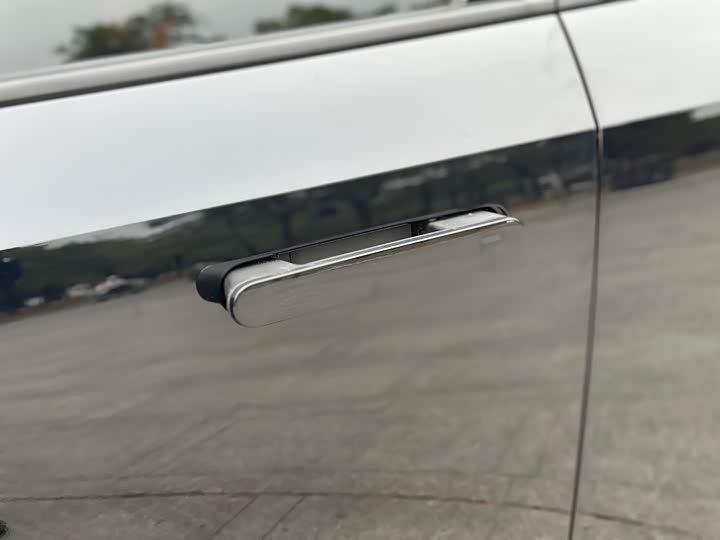 Фото 21 - Changan UNI-V