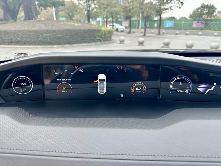 Фото 8 - Changan UNI-V