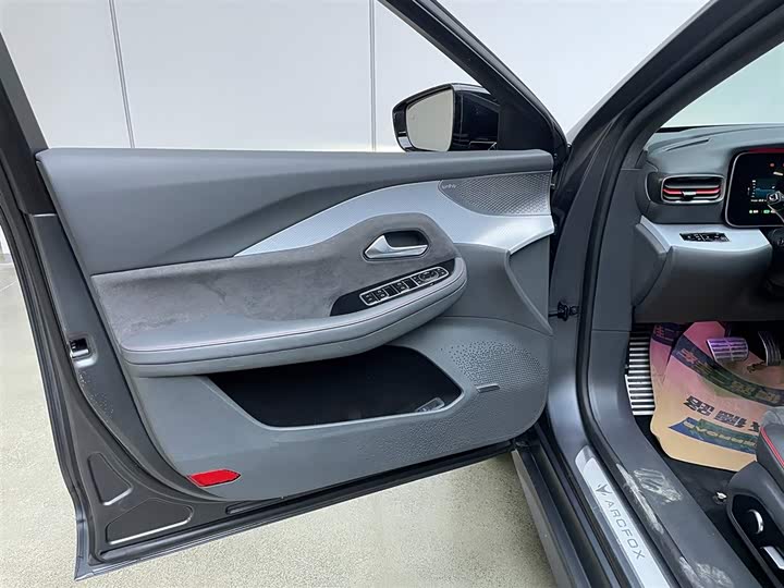 Фото 12 - BAIC Arcfox Alpha S