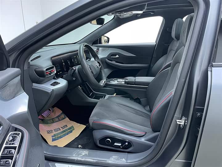 Фото 15 - BAIC Arcfox Alpha S