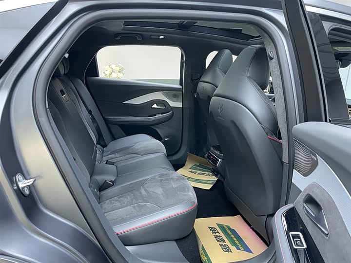 Фото 17 - BAIC Arcfox Alpha S